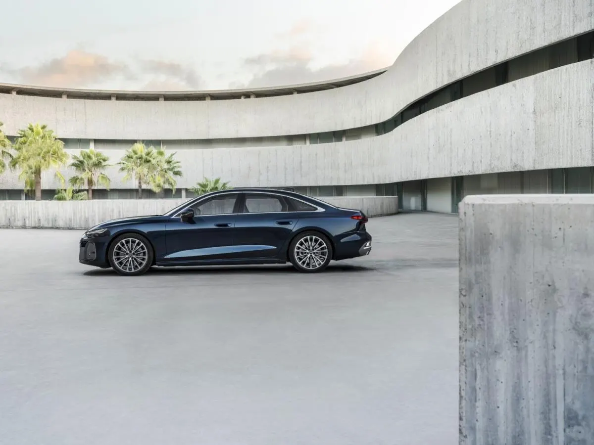Audi A6 Sedan - 2
