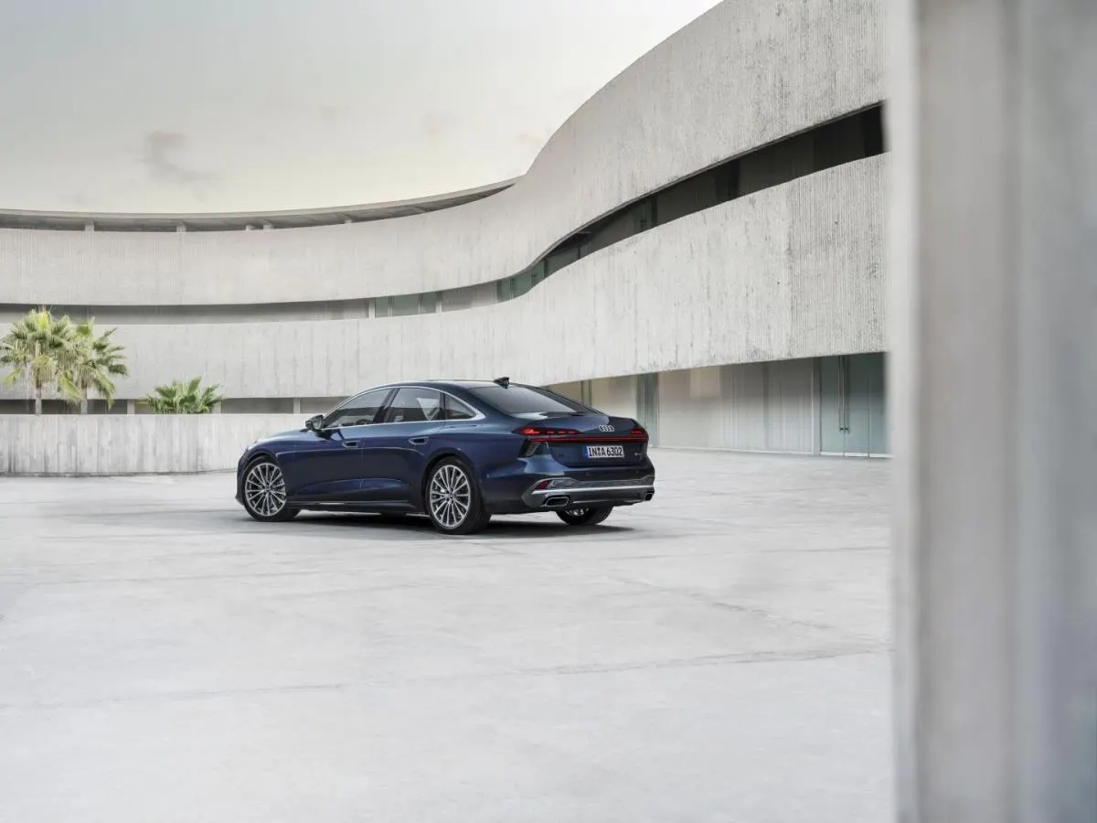 Audi A6 Sedan - 3