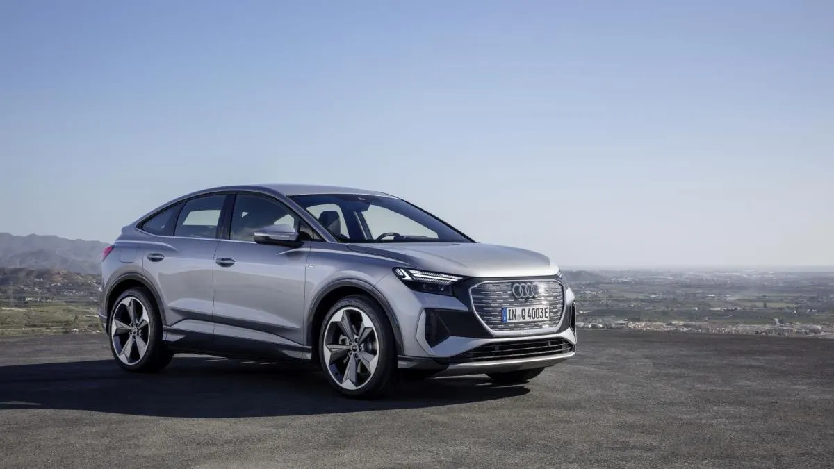 Audi Q4 e-tron - 4