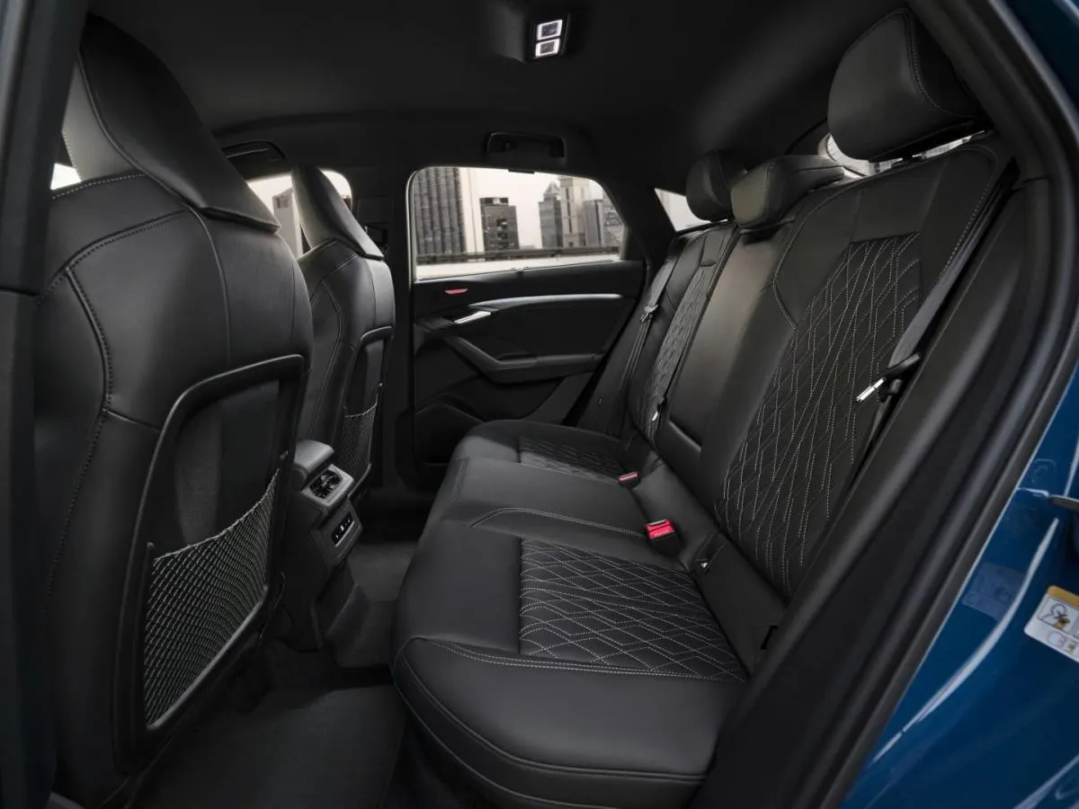 Audi Q6 SUV e-tron - 3