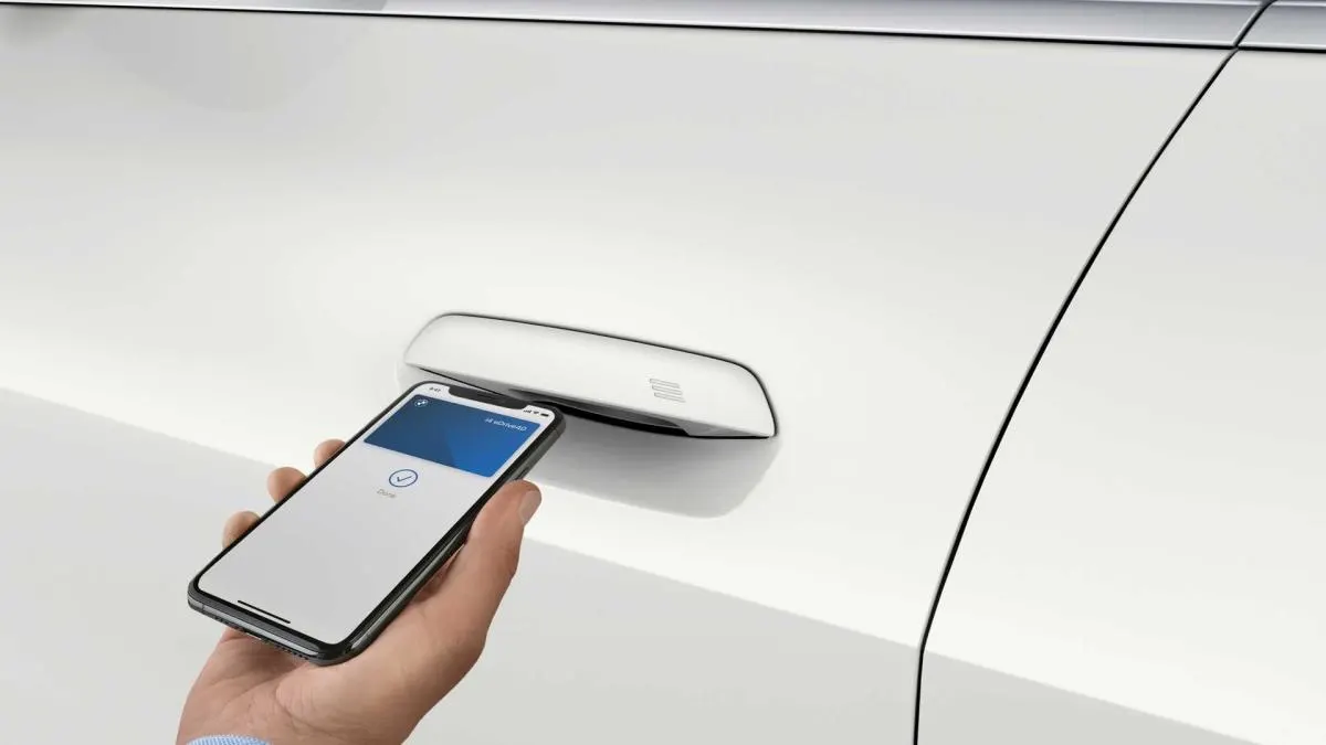 BMW i4 - 2
