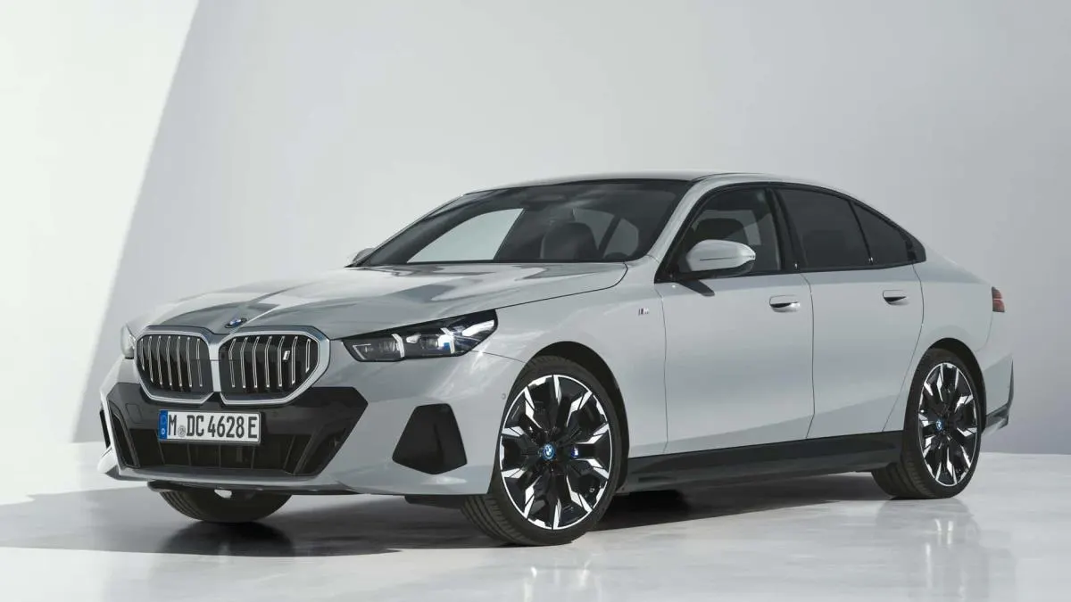 BMW i5 - 3