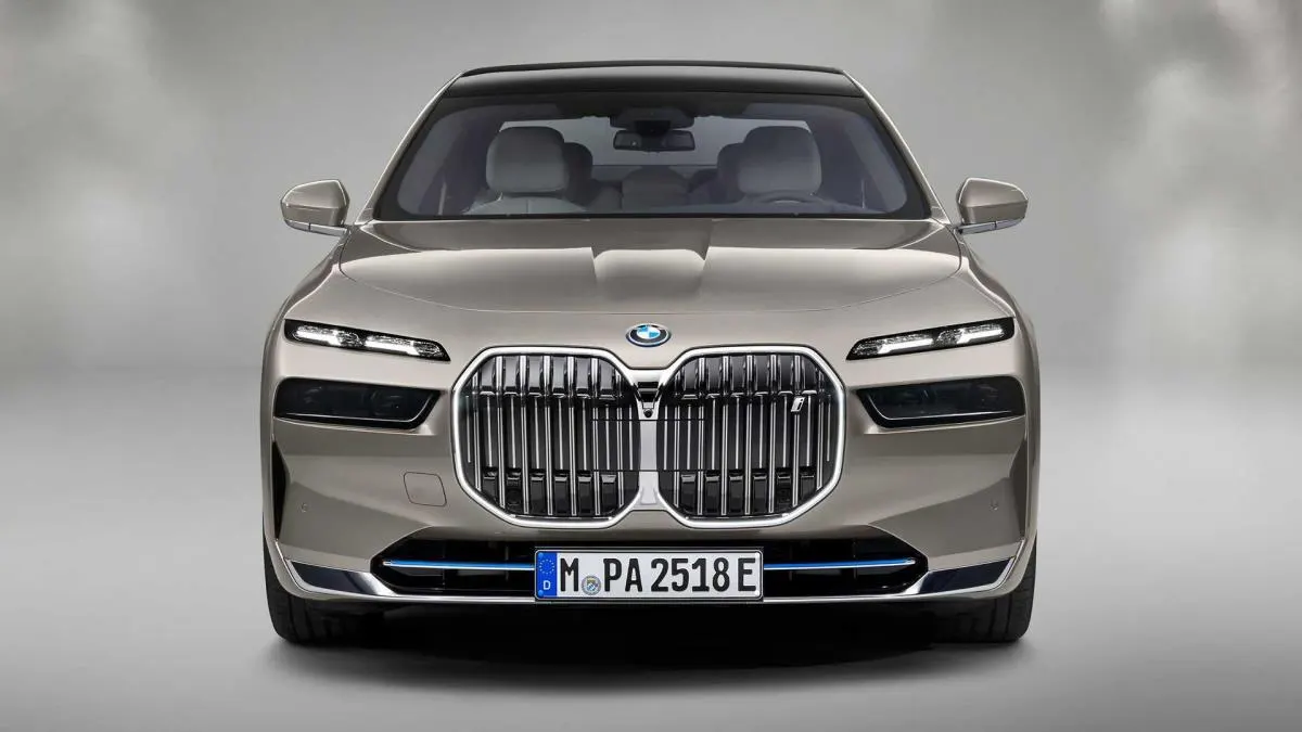 BMW i7 - 3