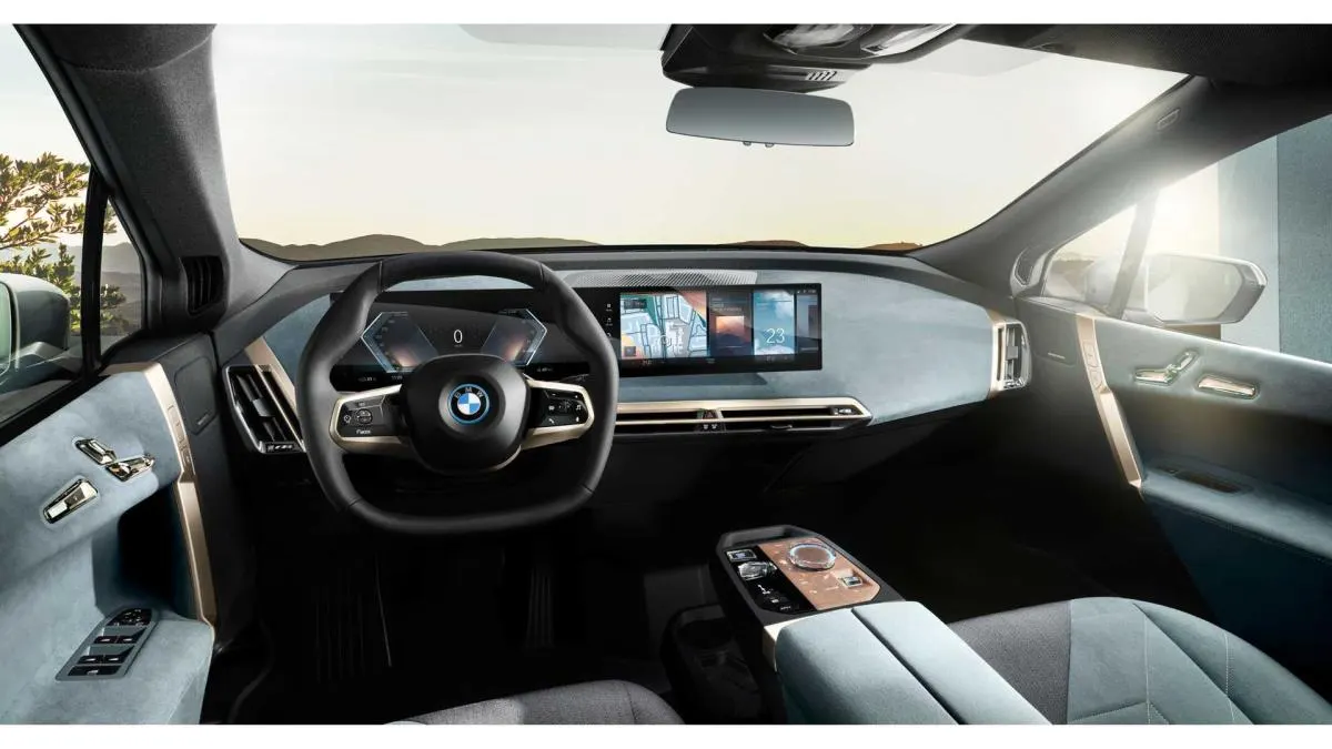 BMW iX - 3