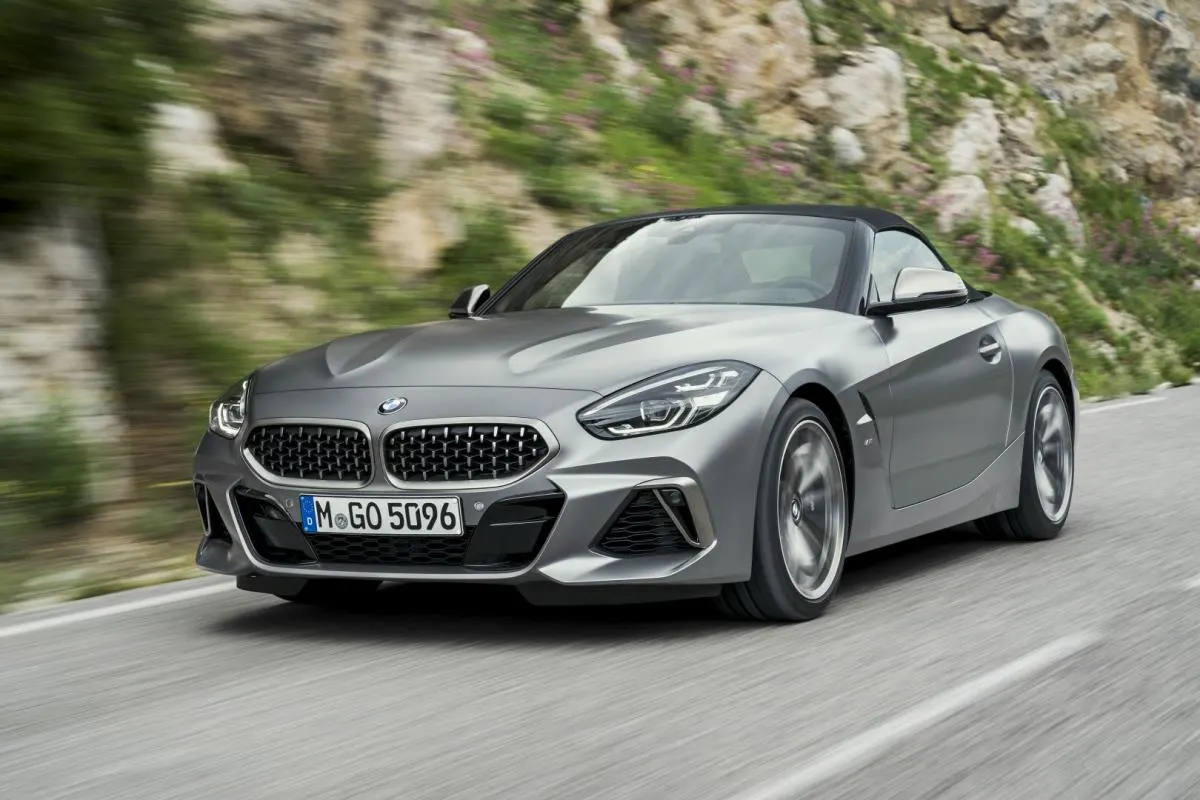 BMW Z4 2026 model Cabrio kasa tipi sıfır araç görseli