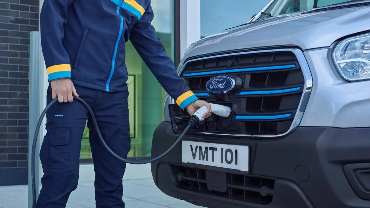 Ford Yeni E-Transit Van - 4