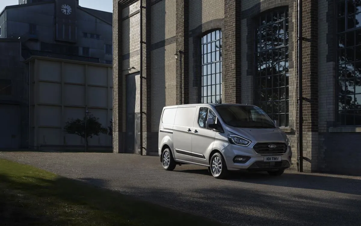 Ford Transit Custom Van BEV - 3