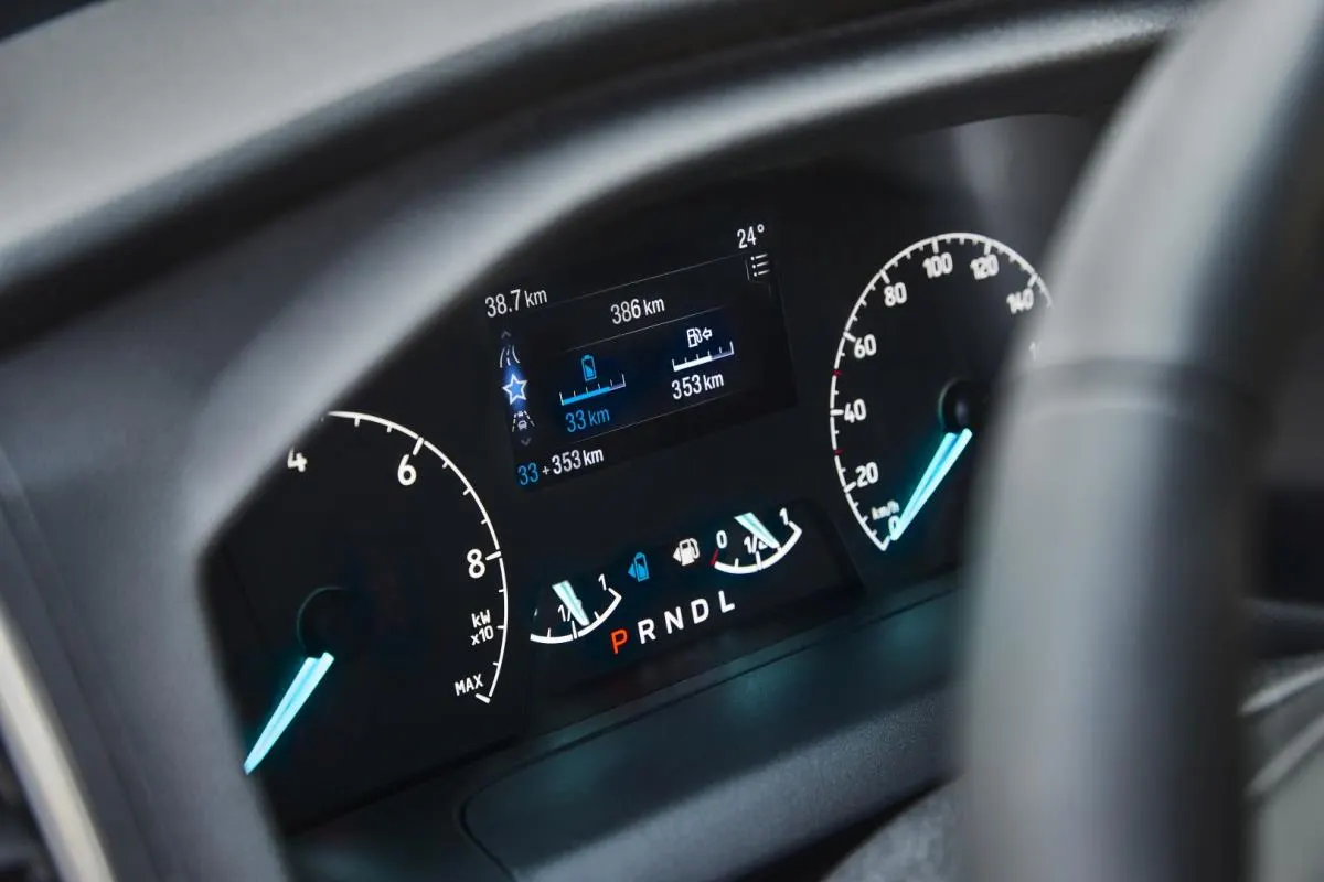 Ford Tourneo Custom Minibüs - 2