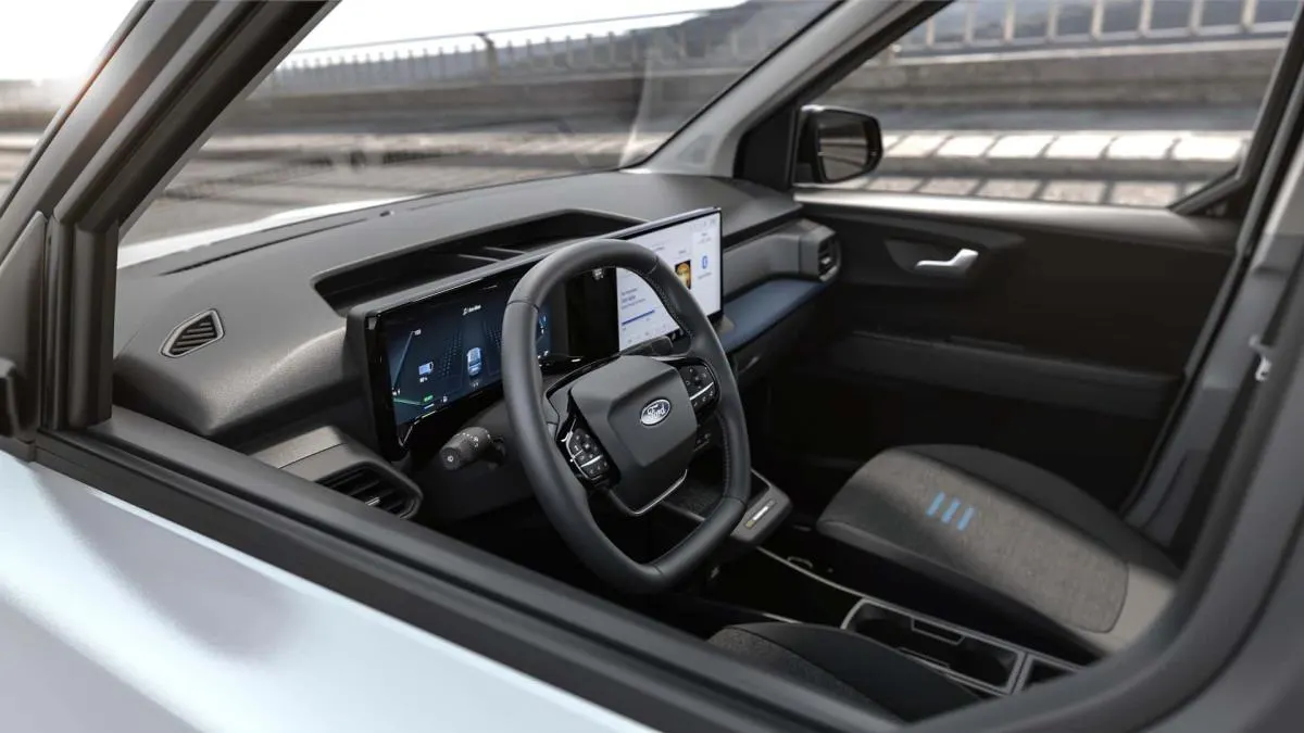Ford Transit Courier - 2
