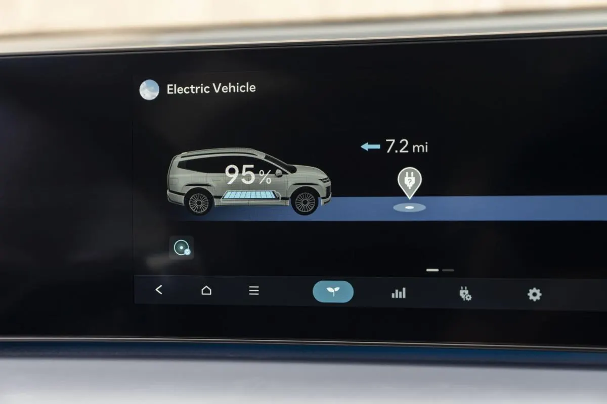 Hyundai IONIQ 9 - 3