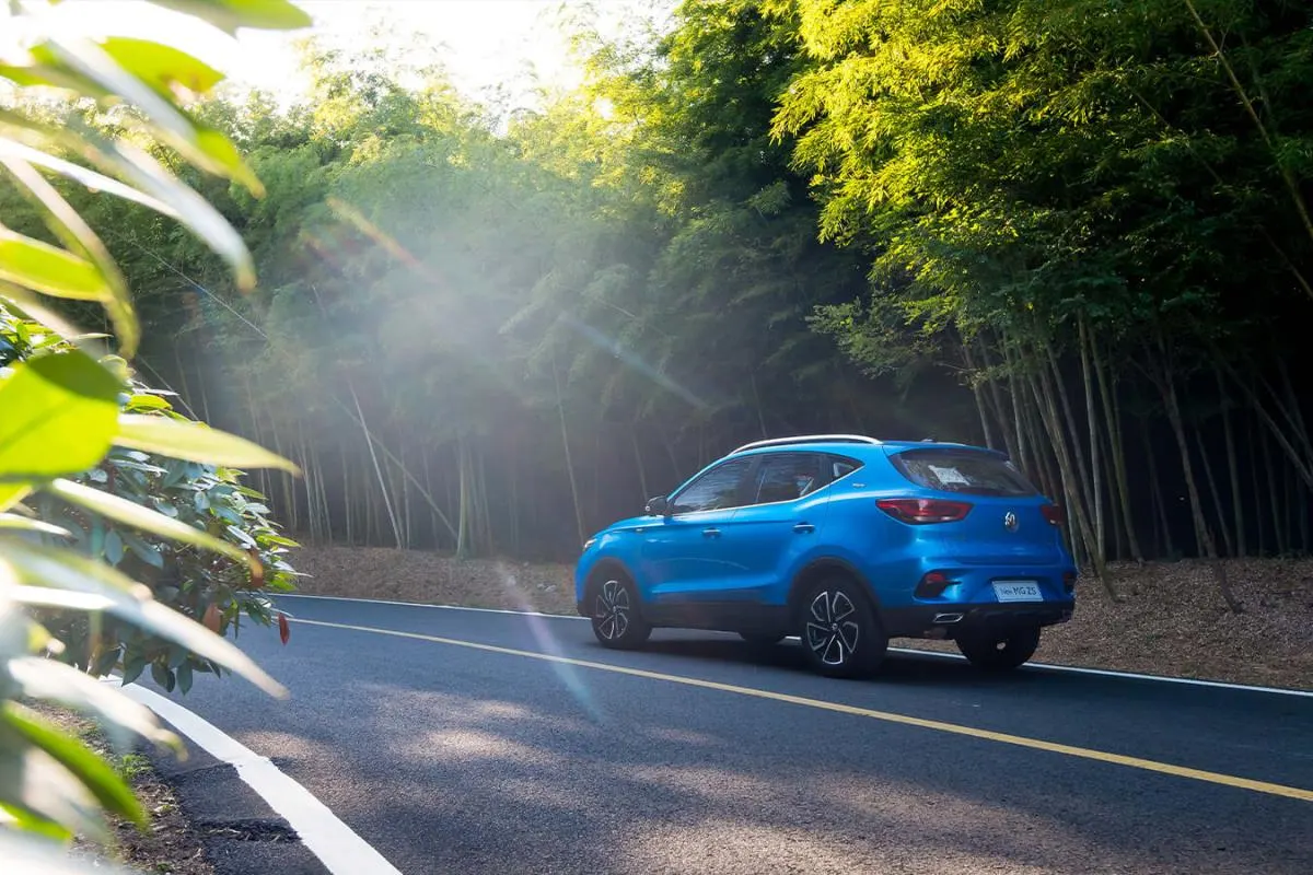 MG ZS - 3