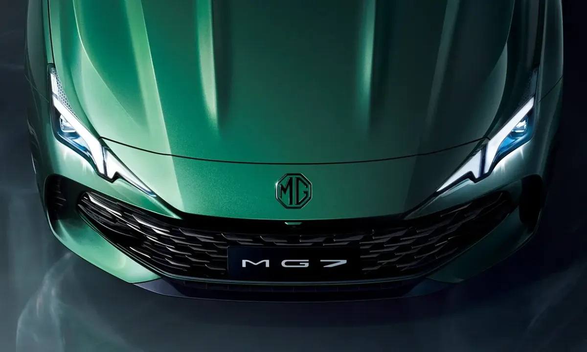 MG MG7 - 3