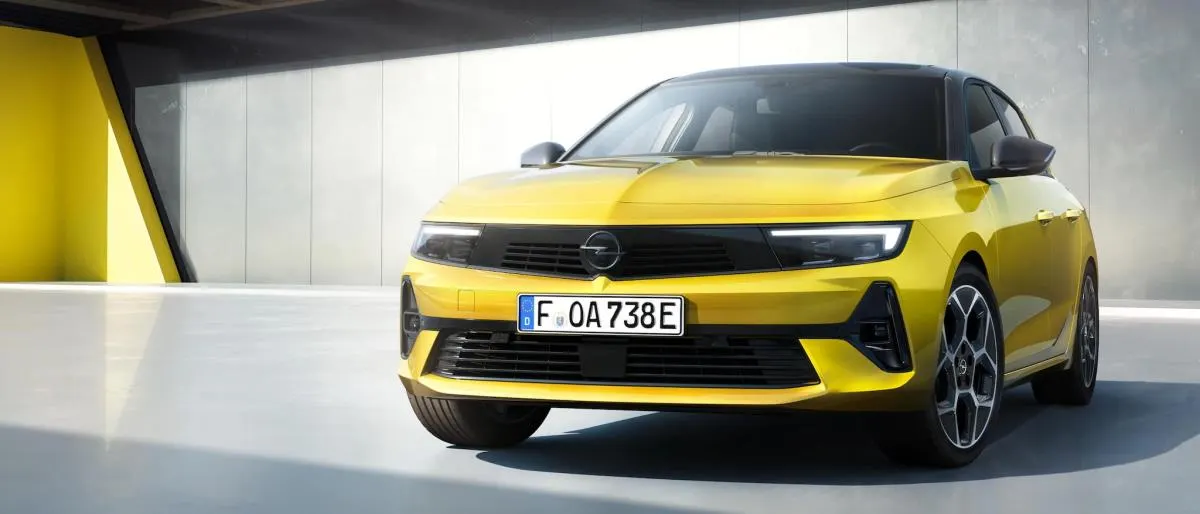Opel Astra HB - 4