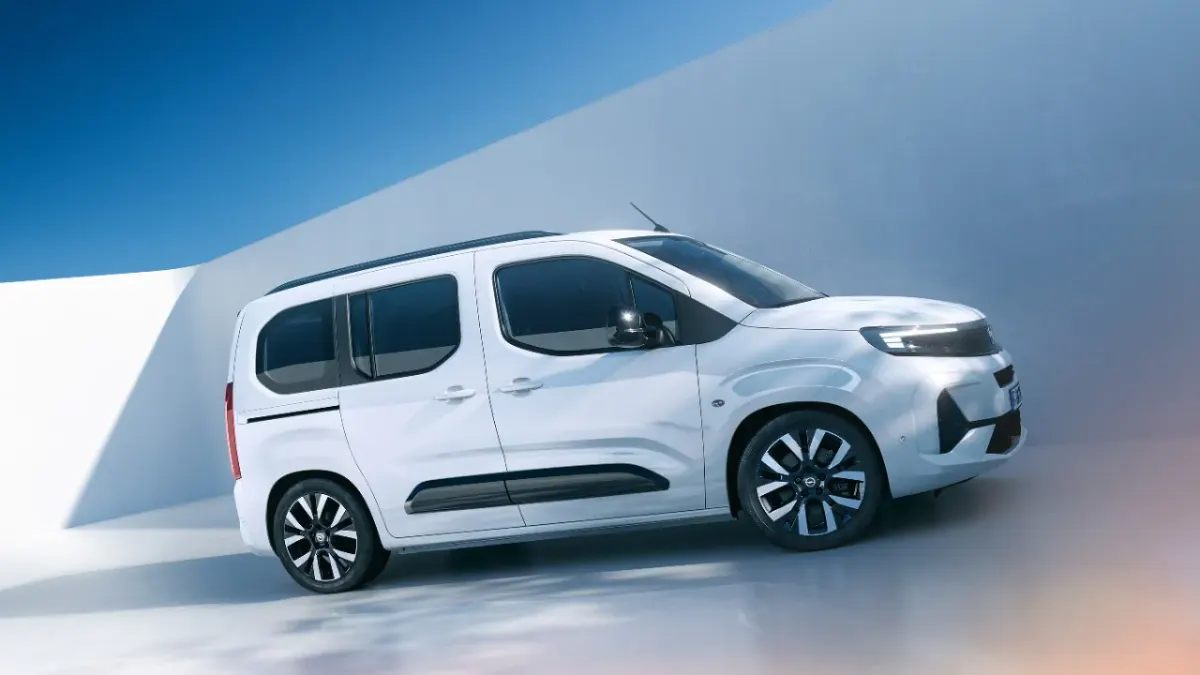 Opel Combo Life 2026 model MPV kasa tipi sıfır araç görseli