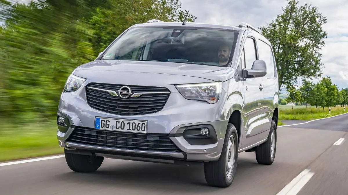 Opel Combo Cargo - 4