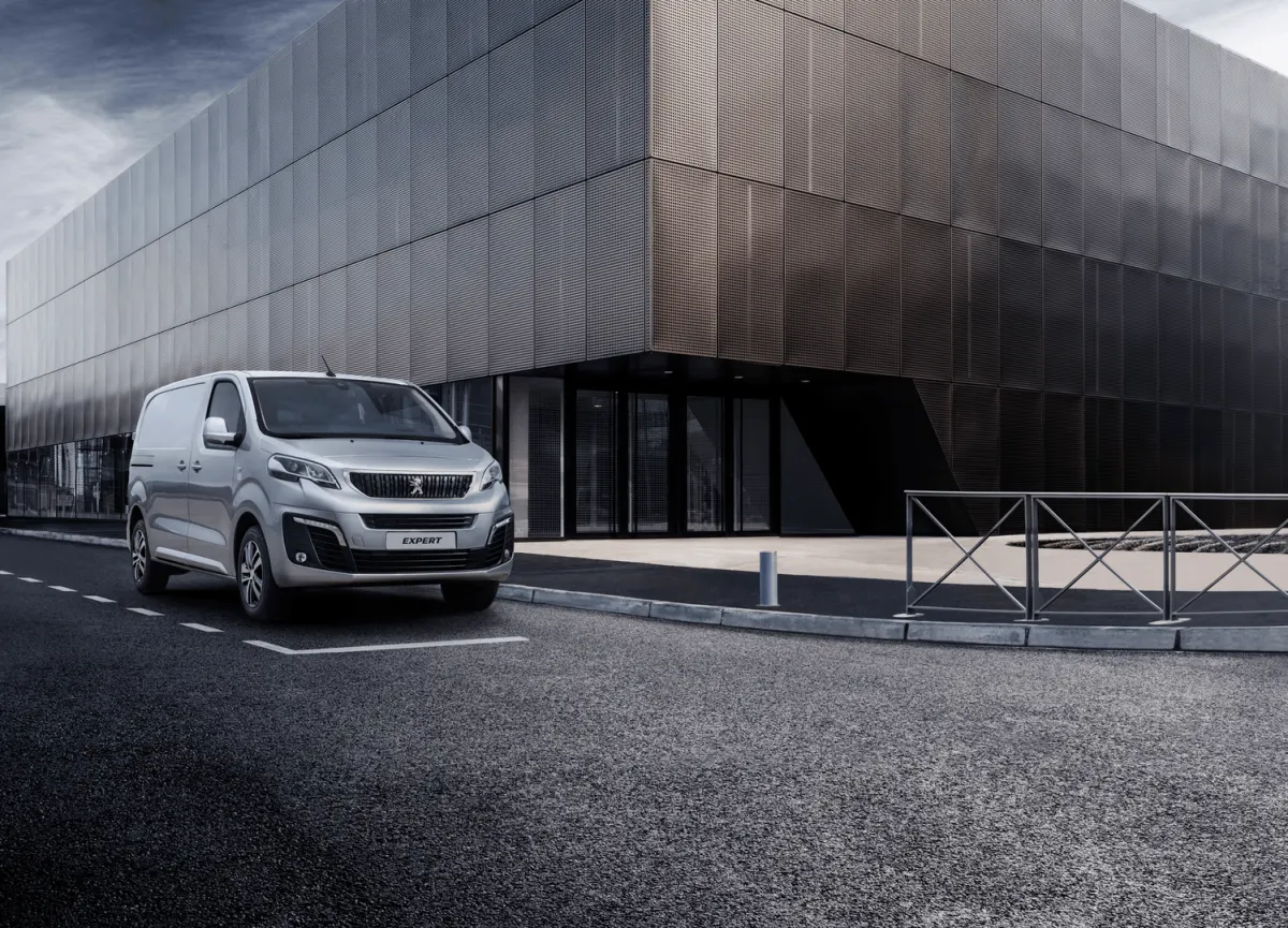 Peugeot Expert Van - 2
