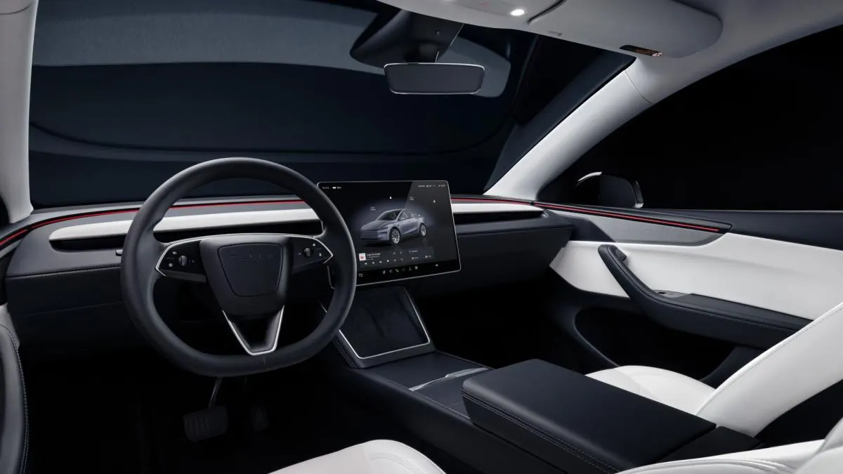Tesla Model Y - 2