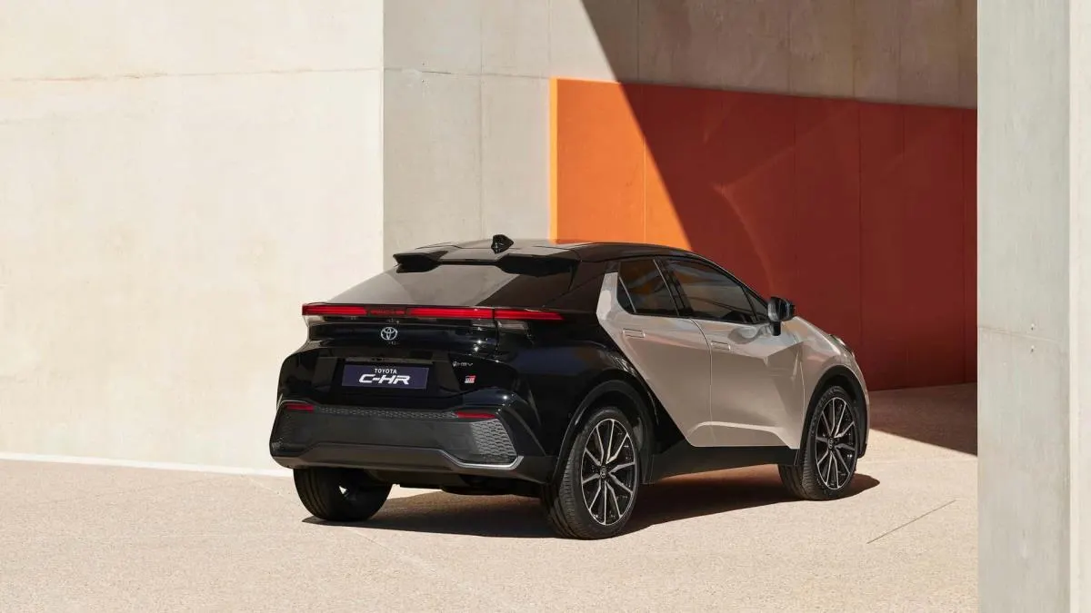 Toyota C-HR - 4