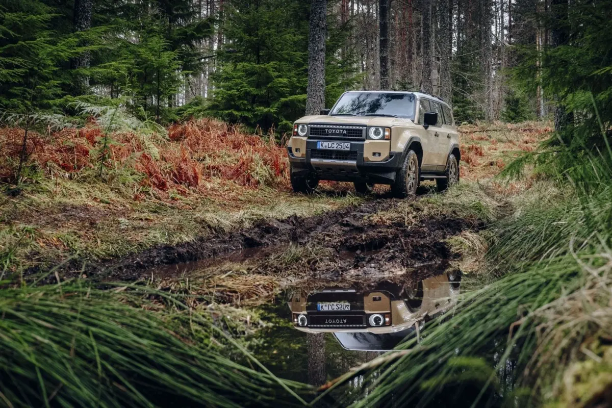 Toyota Land Cruiser Prado 2026 model SUV kasa tipi sıfır araç görseli