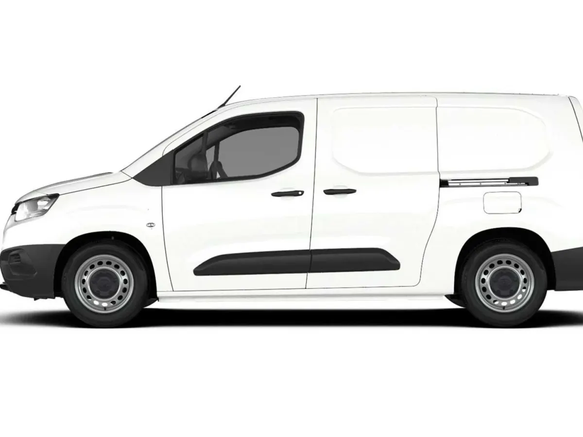Toyota Proace Cargo 2026 model MPV kasa tipi sıfır araç görseli