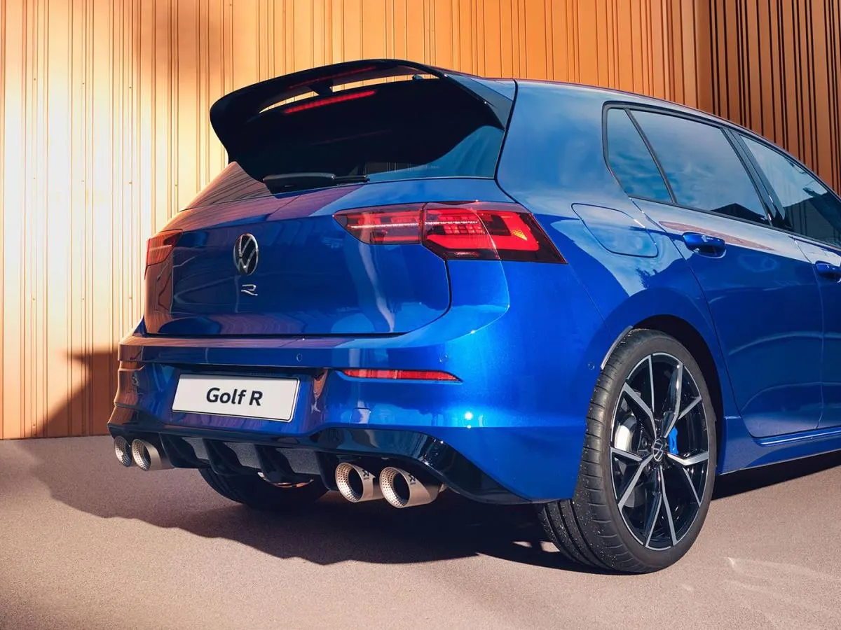 Volkswagen Golf R - 4