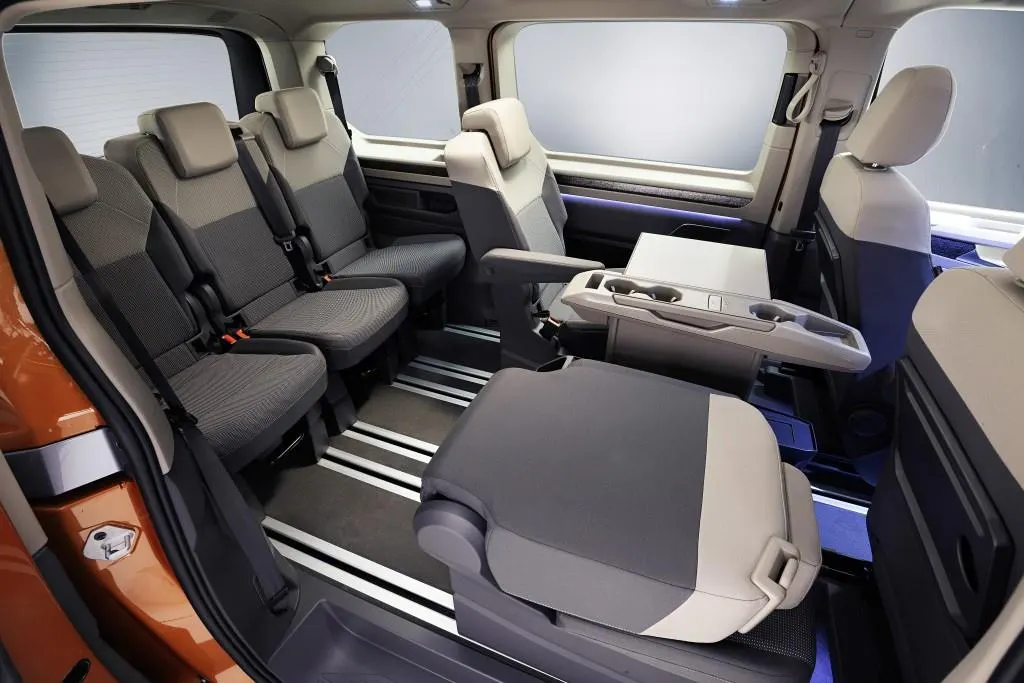 Volkswagen Multivan - 3