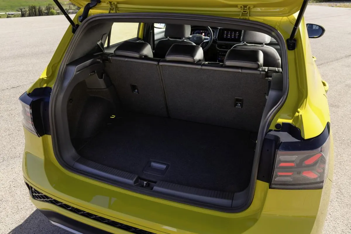 Volkswagen T-Cross - 4