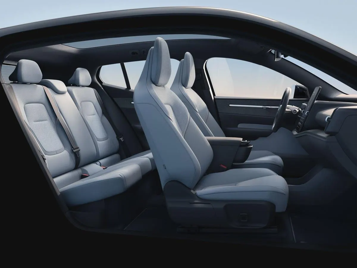Volvo EX30 - 4