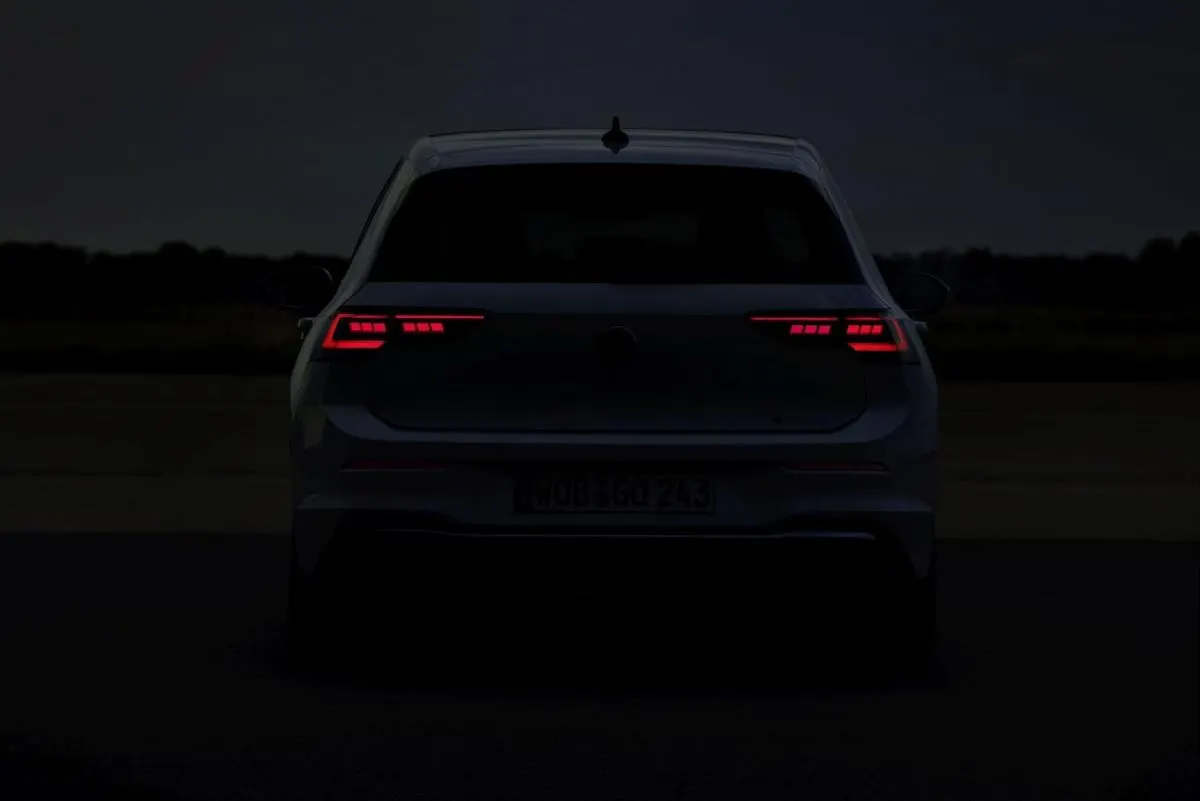 Volkswagen Golf - 4